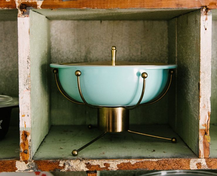 Rare Pyrex dish and stand