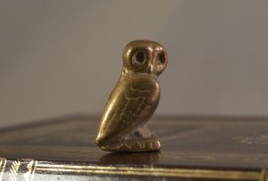 This mini brass owl is simple and vintage.