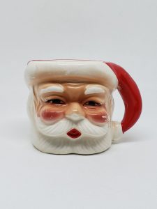 Vintage Santa mug with very rosy cheeks.
