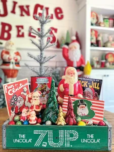 vintage Santa vignette in vintage 7 Up crate