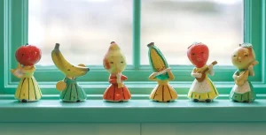 vintage food themed figurines in 1915 bungalow