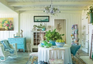 nautical and floral decor in cottage by the bay